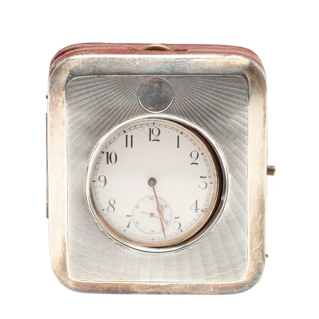 A GOLD PLATED OPEN FACED POCKET WATCH.