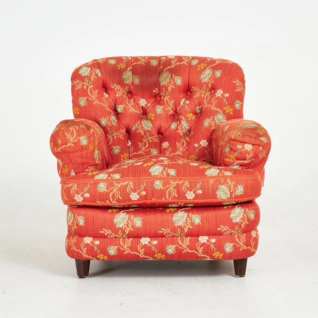 JOSEF FRANK. fåtölj, Firma Svenskt tenn, modellnummer 568, textilklädsel.