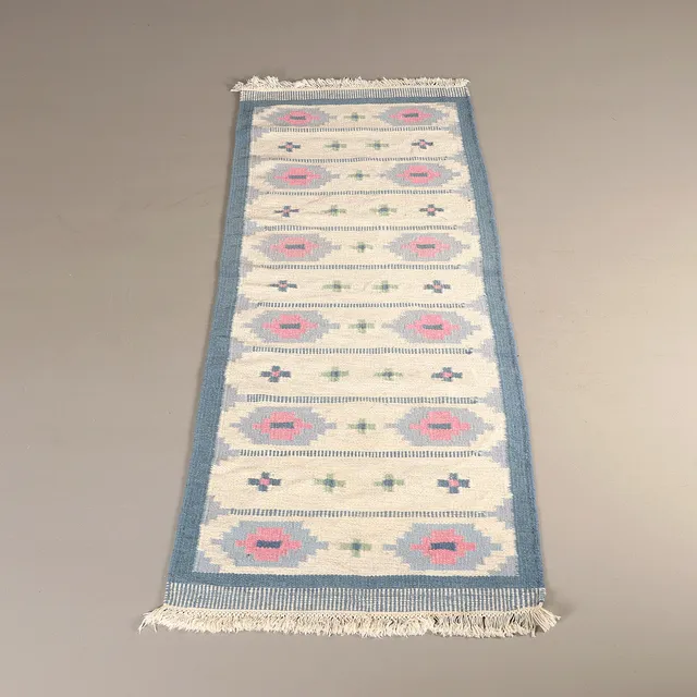 MATTA, röllakan, 234 x 81 cm. 1900-talets andra hälft.