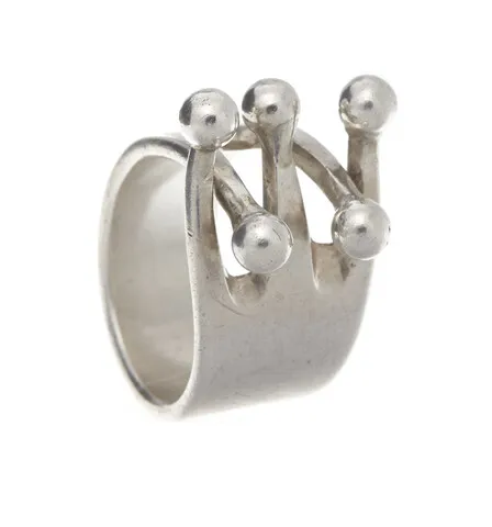 Eker, Anna Greta — Ring