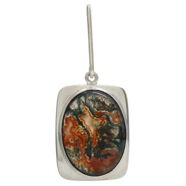 An agate pendant set with cabochon moss agate, mounted in sterling silver. Design no. 35. Weight app. 29 g. L. 8 cm. 1960's.