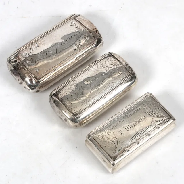 DOSOR, silver, bl.a. GAB, Stockholm. 1900-tal. Vikt 231 gram.