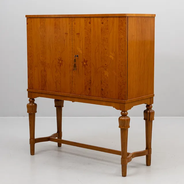 SKÅP med intarsia, Swedish Modern, 1940-tal.