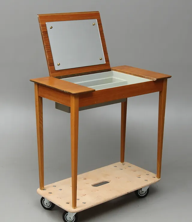 SMINKBORD, 1950/60-tal.