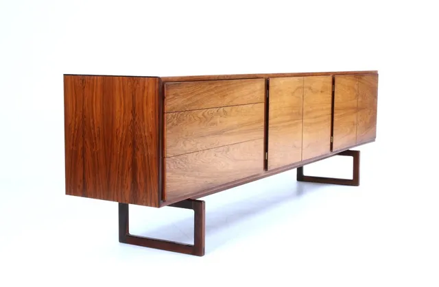 Arne Hovmand Olsen for Mogens Kold. Low sideboard, model MK511 in rosewood, 1960s
