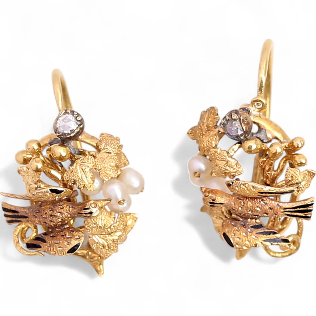 Gold and diamonds earrings with a bird and plant motifs, late 19th Century. — Earrings — Balclis