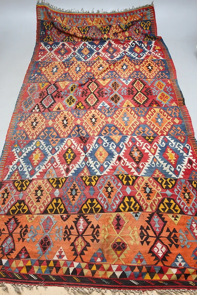 MATTA, orientalisk, ca 416 x 202 cm.