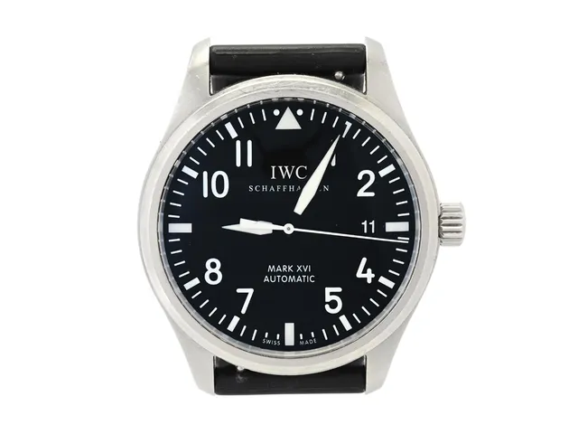 IWC, Schaffhausen, Mark XVI, Cal 30110, Serie nr. 3135783, Ref nr. IW325501, Boett nr. 3596876, herrur, 39 mm, stål, automatisk, safirglas, datum, gummiband, originalspänne, cert, augusti 2011, box.