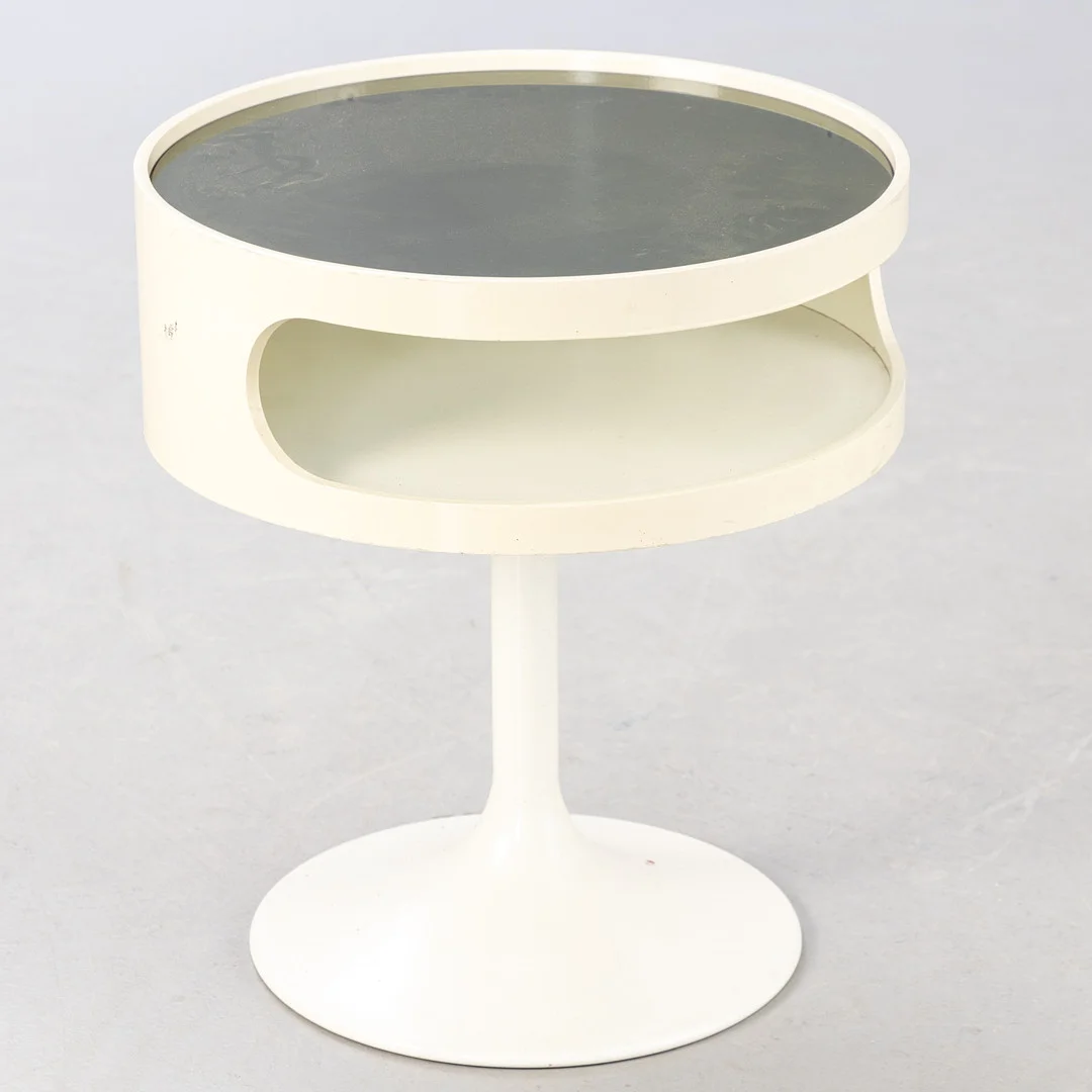 Opal Möbel. Space Age Beistelltisch mit Glasplatte, 1970er Jahre. — Tables — Stockholms Auktionsverk Hamburg