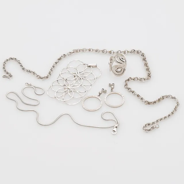HALSBAND, RING, HÄNGE mm, silver, totalvikt 46 gram.