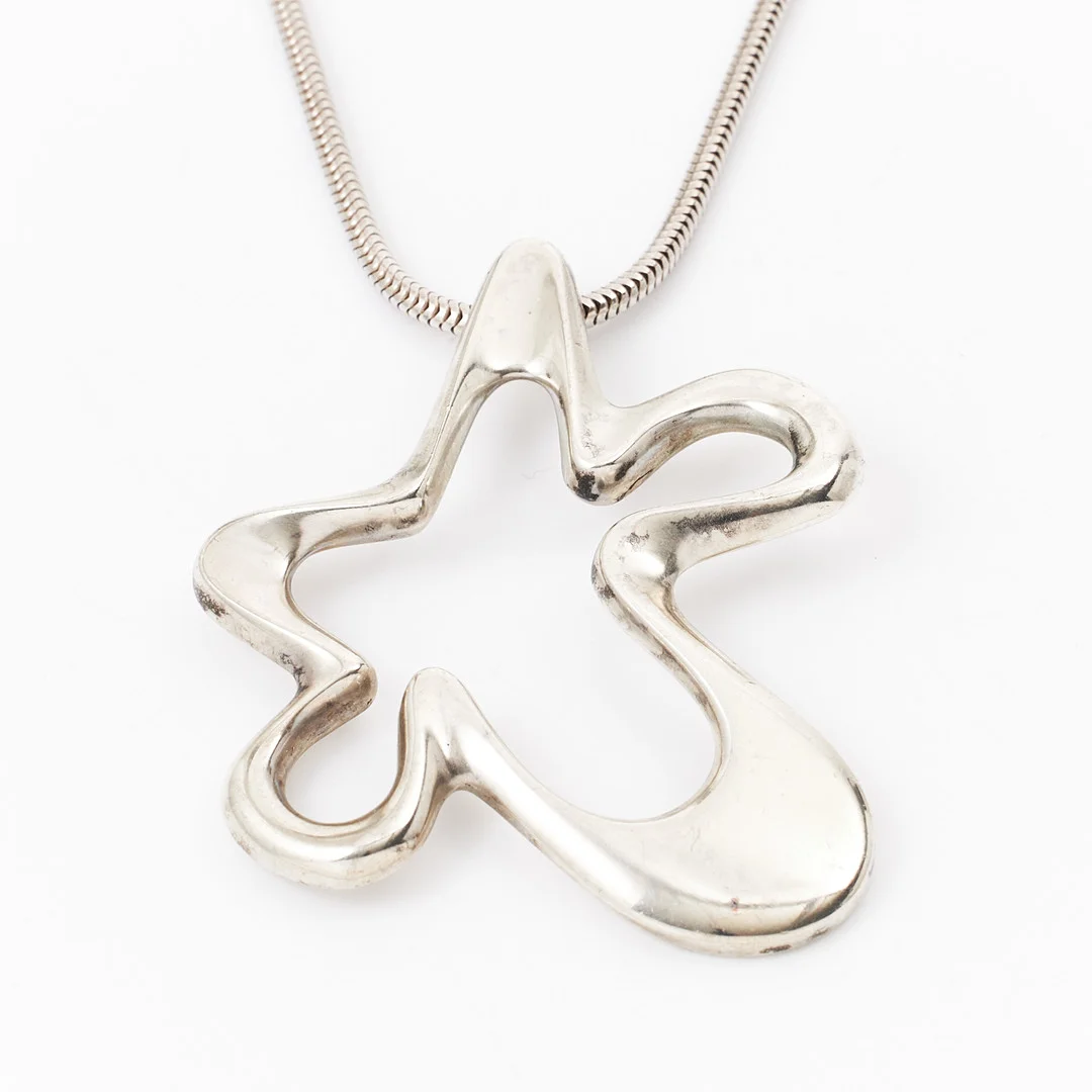 HENNING KOPPEL. "Splash", halsband, sterlingsilver, Georg Jensen, design no 429B, Denmark. — Jewellery — Stockholms Auktionsverk Magasin 5