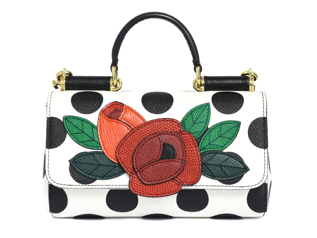 VÄSKA, DOLCE & GABBANA, vitt läder, svarta prickar, ros, detaljer i gulmetall, 19x11x6cm, cert, dustbag, originalkartong. — Accessoarer/Väskor — Kaplans