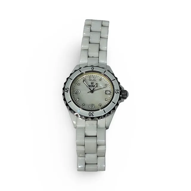 KRONOS. Reloj con mecanismo de cuarzo.