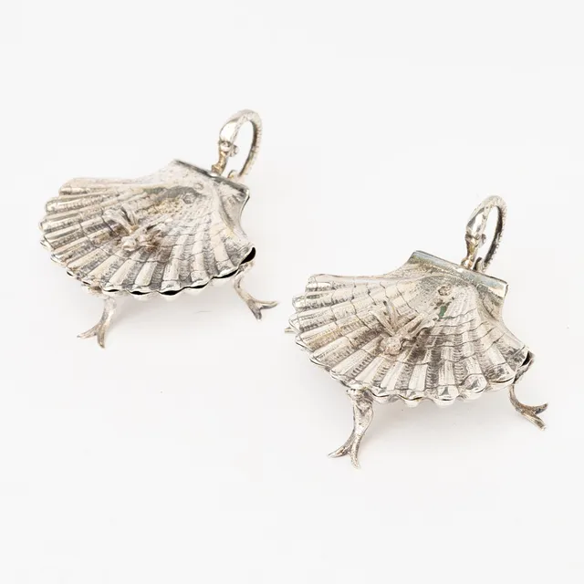 SALTKAR, ett par, silver, spanska stämplar, 1900-talets första hälft.