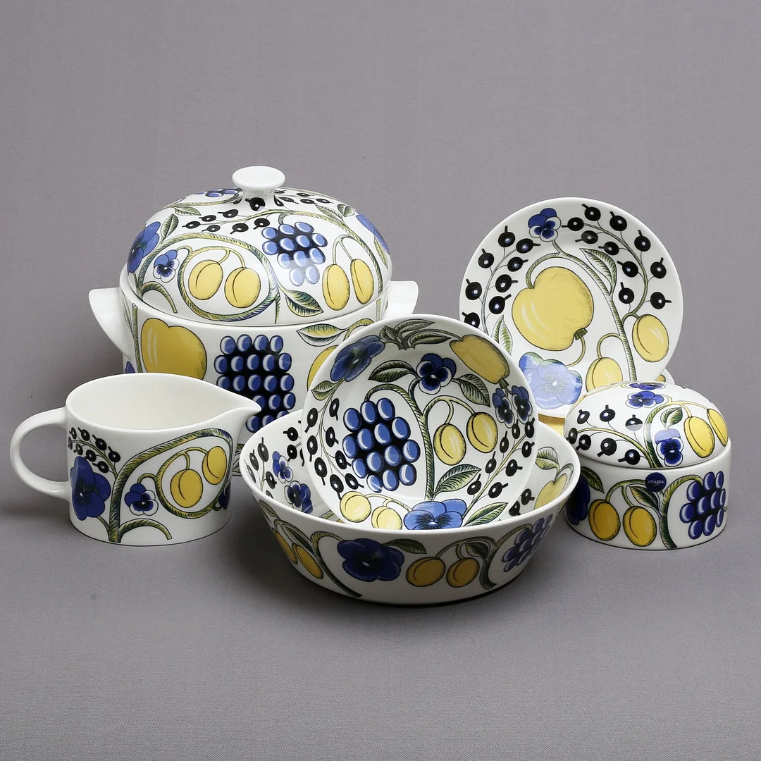 BIRGER KAIPIAINEN. Servisdelar, 9 delar, porslin, "Paratiisi", Arabia, Finland. — European — Auktionshuset Kolonn