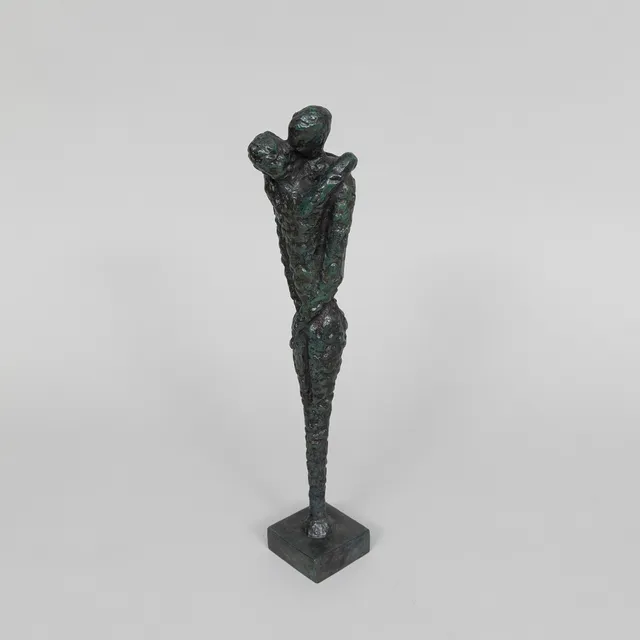 ART PEOPLE GALLERY. "Loving Couple", grönpatinerad brons, samtida, stämplad A P G.
