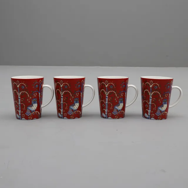 HEIKKI ORVOLA. Iittala 8 delar "Taika" muggar och fat.