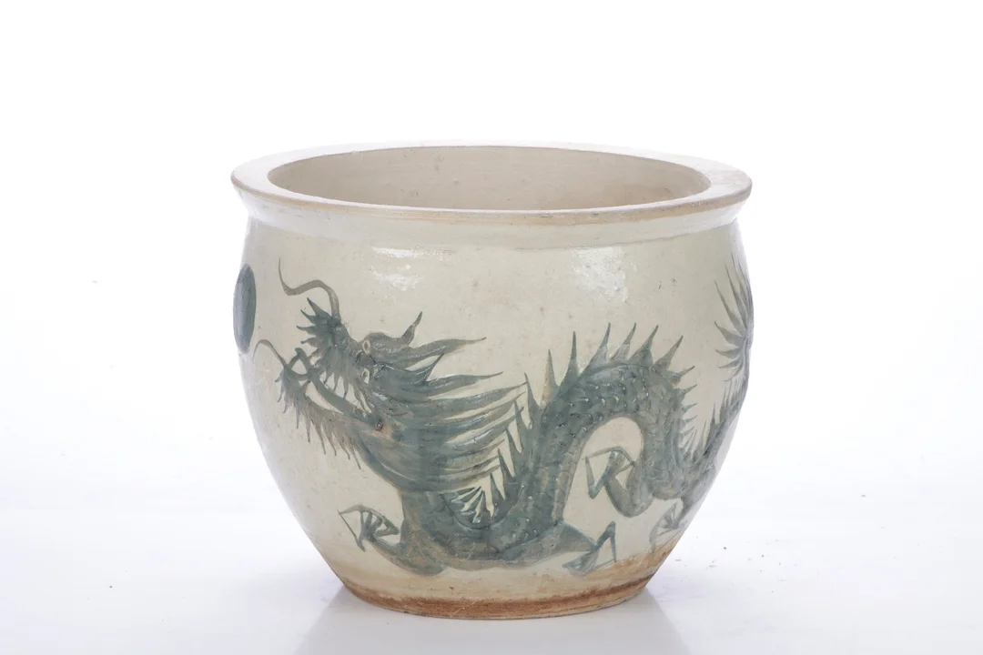 Chinese floor jar with dragon, 20th century. — Hobby and collectibles/Asian art — Lauritz