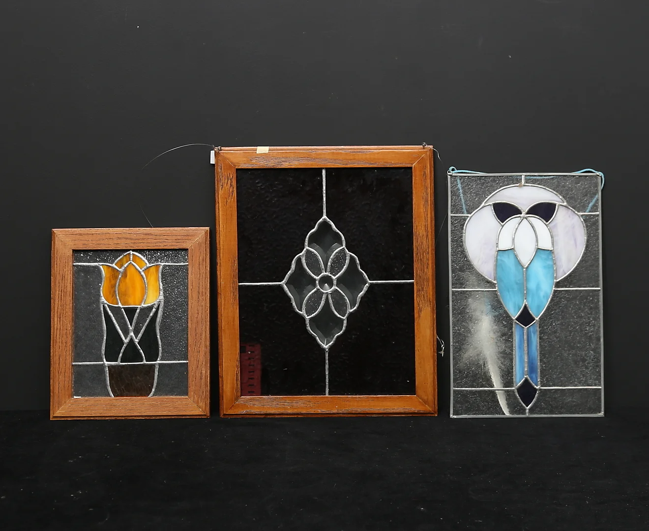 CONNIE HENMAN. Blyinfattat glas, 3 delar. — Other — Gomér & Andersson Linköping