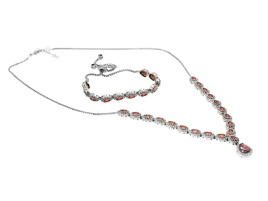 SMYCKESET, collier och armband, silver, cubic zirconia, justerbar längd, vikt 23,9 g. — Smycken/Smyckeset — Kaplans