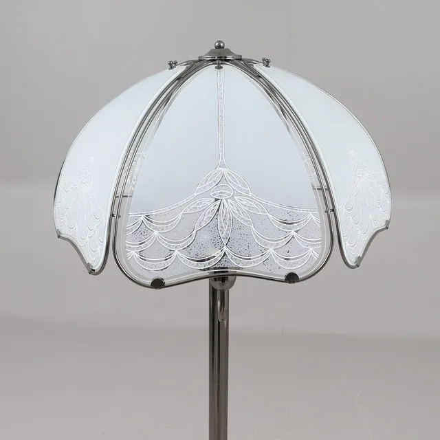 GOLVLAMPA, metall och glas, samtida.