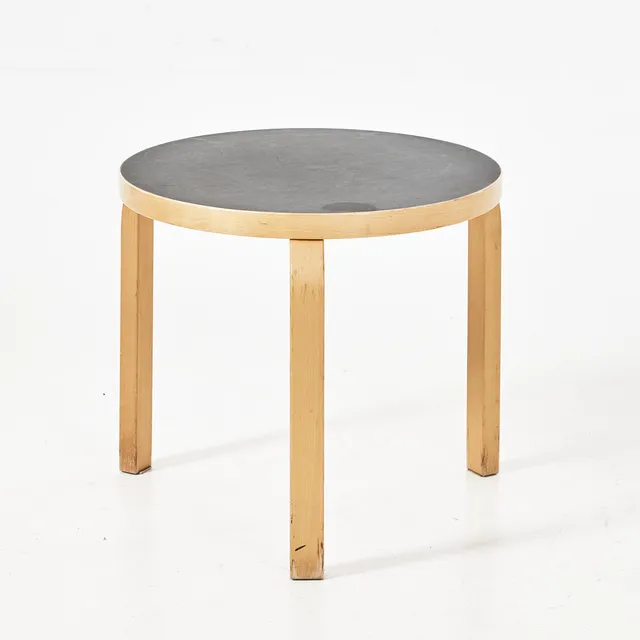 ALVAR AALTO. soff-/sidobord, modell 90D, Artek, 1900-talets andra hälft.