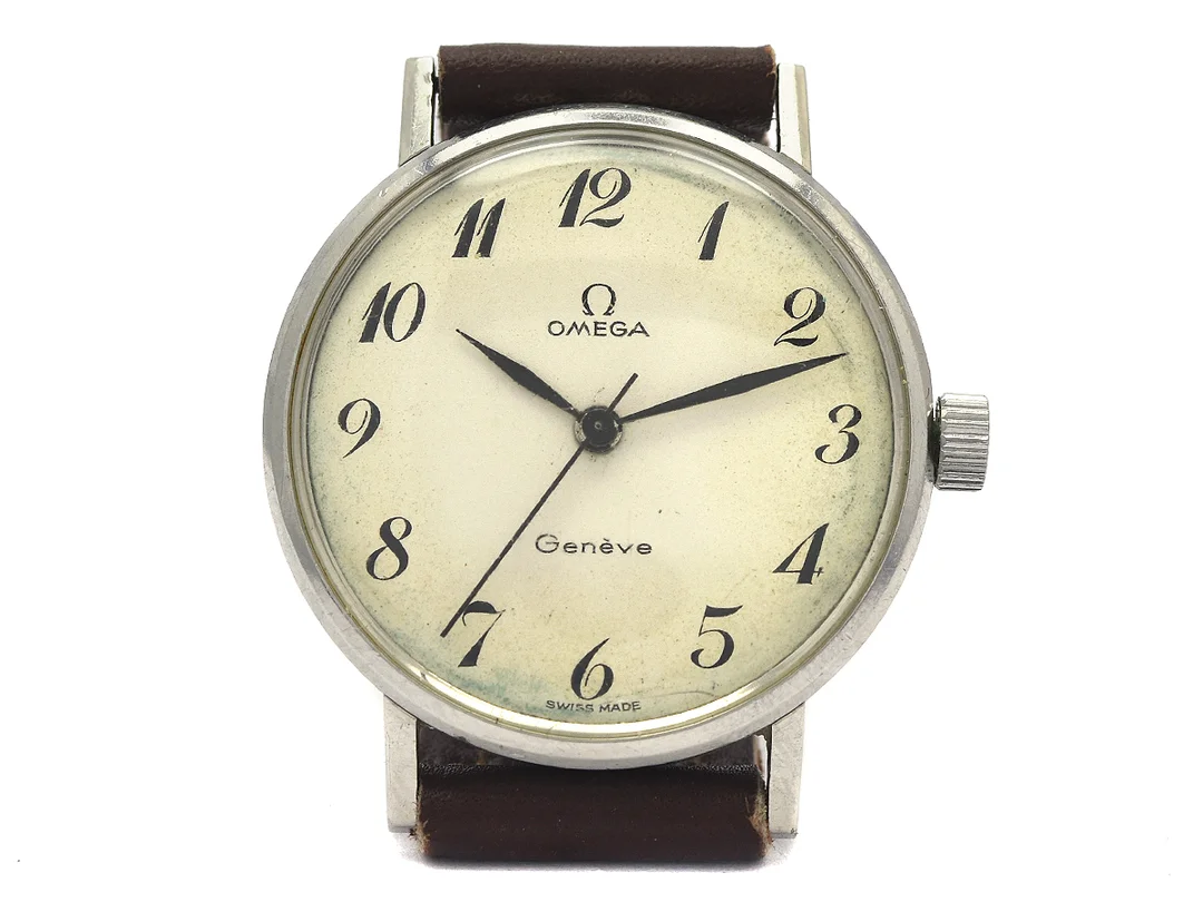 OMEGA, Genève, Cal 601, Serie nr. 25068164, Ref nr. ST 131.018, Boett nr. 131.018, herrur, 31 mm, stål, manuell, plexiglas, skadad urtavla, läderband, ca 1967. — Klockor/Omega — Kaplans