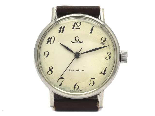 OMEGA, Genève, Cal 601, Serie nr. 25068164, Ref nr. ST 131.018, Boett nr. 131.018, herrur, 31 mm, stål, manuell, plexiglas, skadad urtavla, läderband, ca 1967.
