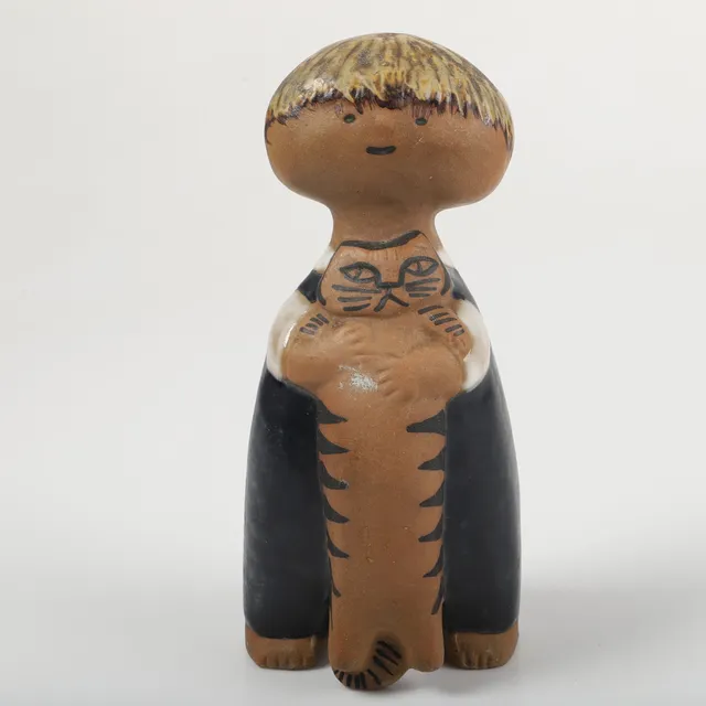 LISA LARSON. Figurin, "Pelle", stengods, Gustavsberg.