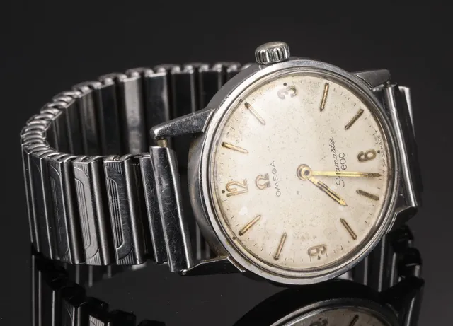 Omega Seamaster 600. Herrearmbåndsur af stål