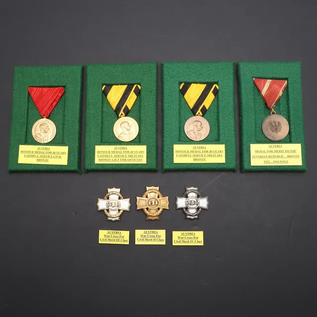AUSTRIA: A COLLECTION OF FIRST WORLD WAR AND SIMILAR AWARDS.