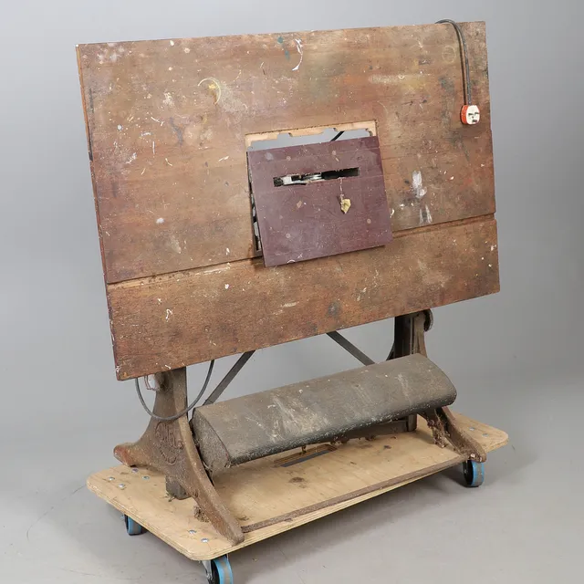 A 20TH CENTURY TABLE SAW.