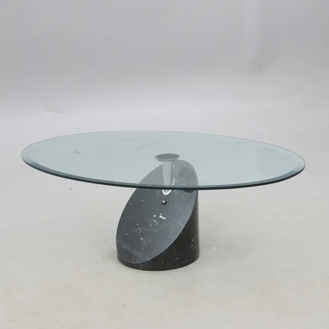 GIORGIO & MAURIZIO CATTELAN. soffbord, glas med sten underrede, Italien, 1900-talets senare hälft.