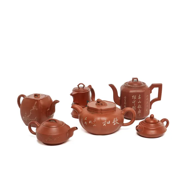 Collection of six Chinese Yixing teapots, 1900s (6)