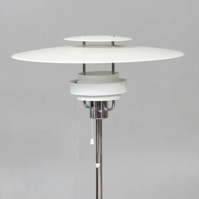 OLLE ANDERSON. "Aurora". Golvlampa, lackerad metall, Boréns, 1900-talets andra hälft.