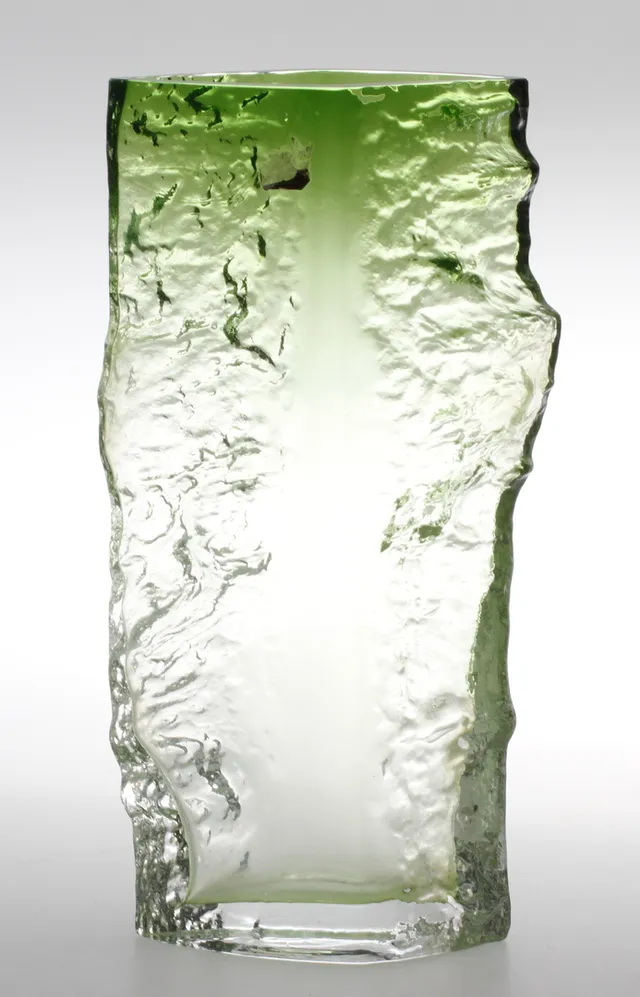 VAS, glas, Kai Blomqvist, Kumela, Finland, sign.