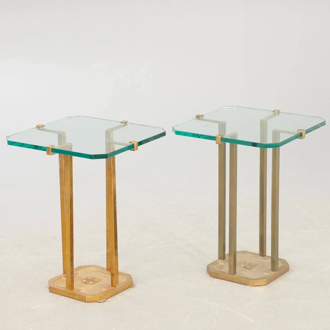 PETER GHYCZY. zwei Beistelltische Modell 'T-18', 1970er Jahre (2). — Coffee Tables — Stockholms Auktionsverk Hamburg