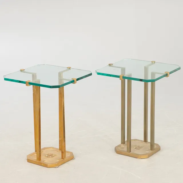 PETER GHYCZY. zwei Beistelltische Modell 'T-18', 1970er Jahre (2).