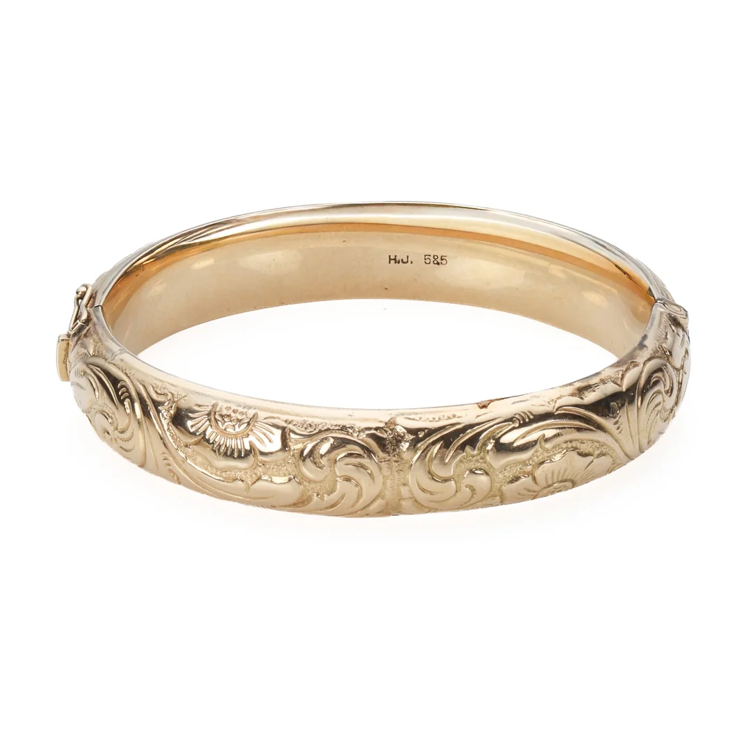 Hans Jensen & Co: An Art Noveau bangle of 14k gold. Weight 17.8 g. Inner circumference 17 cm. — Jewellery/Bracelets — Lauritz