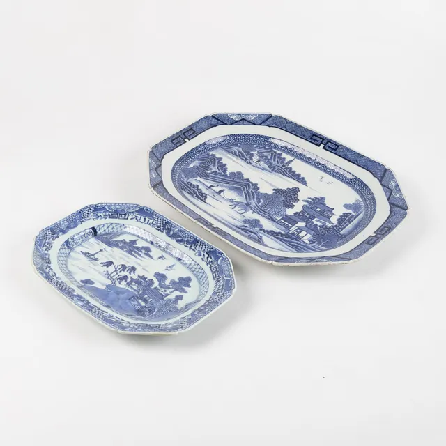 STEKFAT, 2 stycken, Kina, porslin, 17/1800-tal.