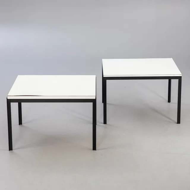 Knoll. Paar Beistelltische "Modell 304" (2).