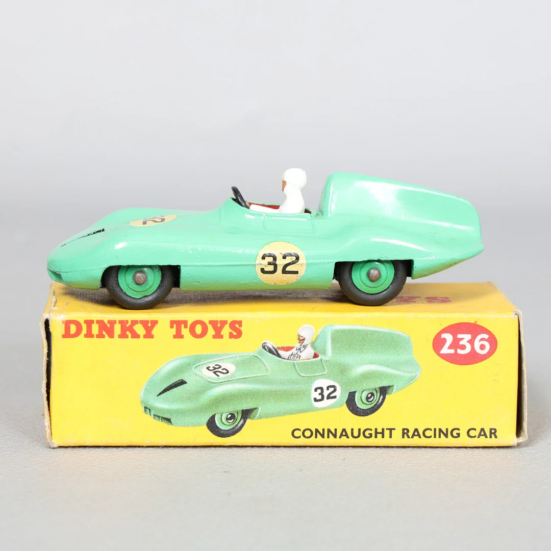 DINKY TOYS NO. 236 CONNAUGHT RACING CAR. — Model cars — Bishop & Miller