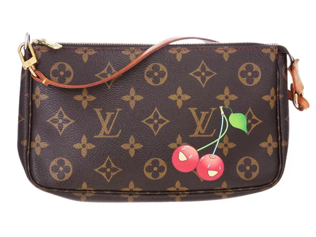LOUIS VUITTON, VÄSKA, Pochette Accessories, Cherry, Monogram canvas, guldfärgade beslag, 21x12,5x3,5 cm, märkt VI0035, år 2005, dustbag. Good Condition.
