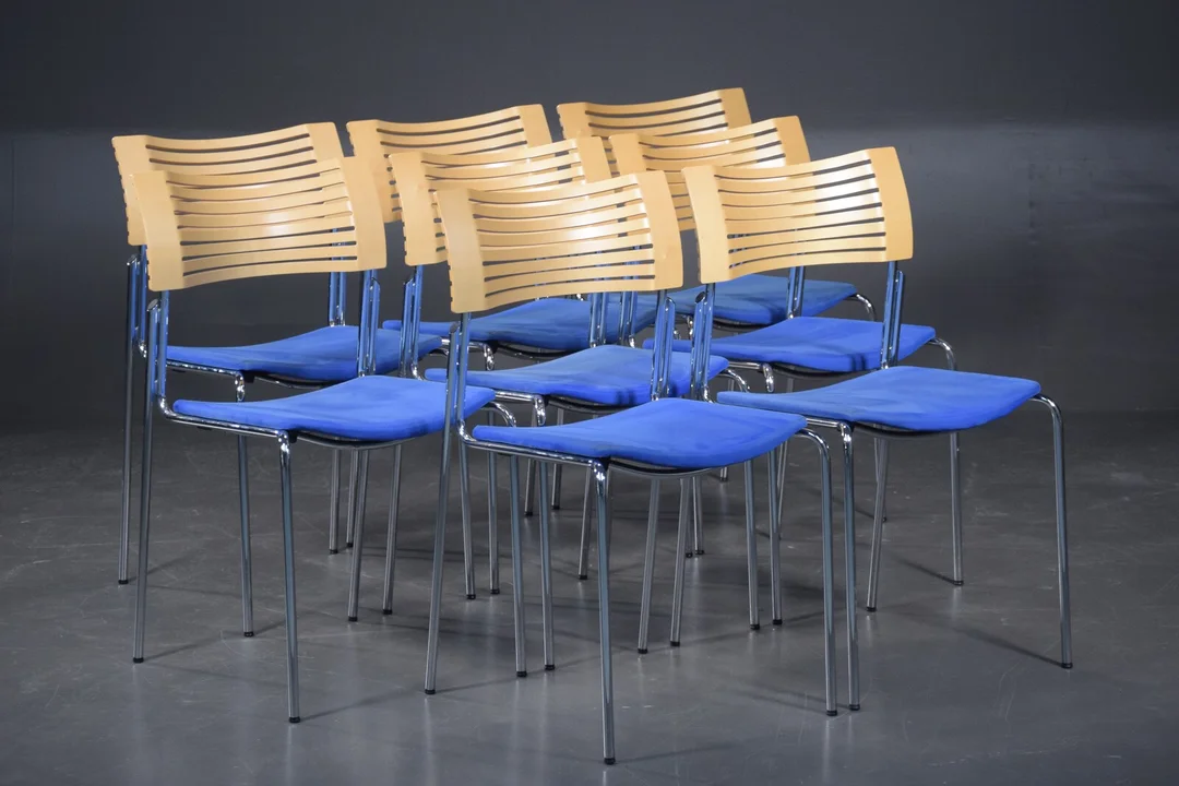 8 stole af forkromet stål, ahorn og blåt betræk (8) — Furniture/Chairs — Lauritz