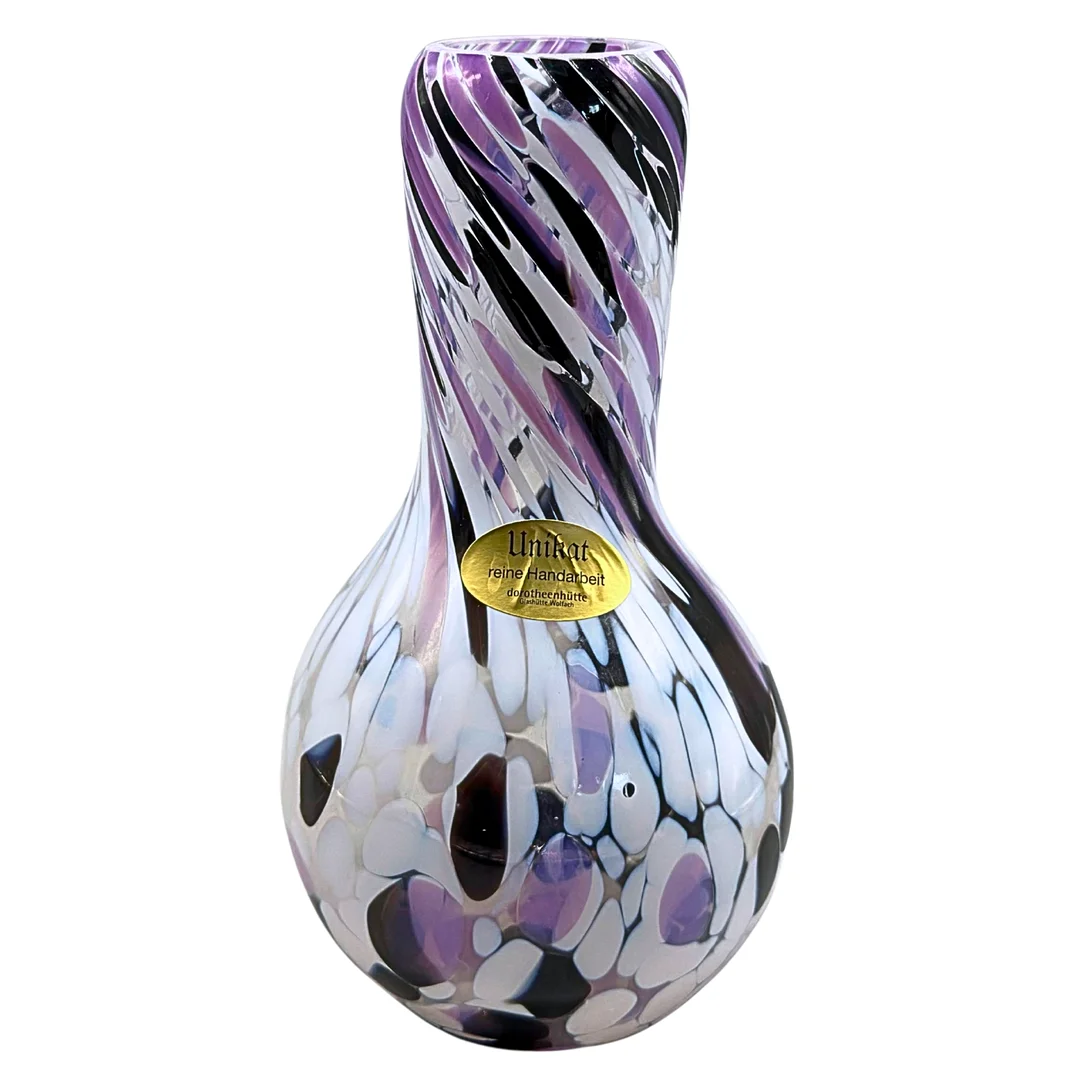 DOROTHEENHÜTTE WOLFACH UNIKAT-GLASVASE MIT LILA WIRBELMUSTER. — Art glass — Auktionshaus Stuber's Hammerschlag