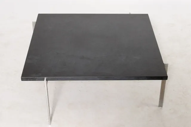 Poul Kjærholm. Coffee table, model PK61