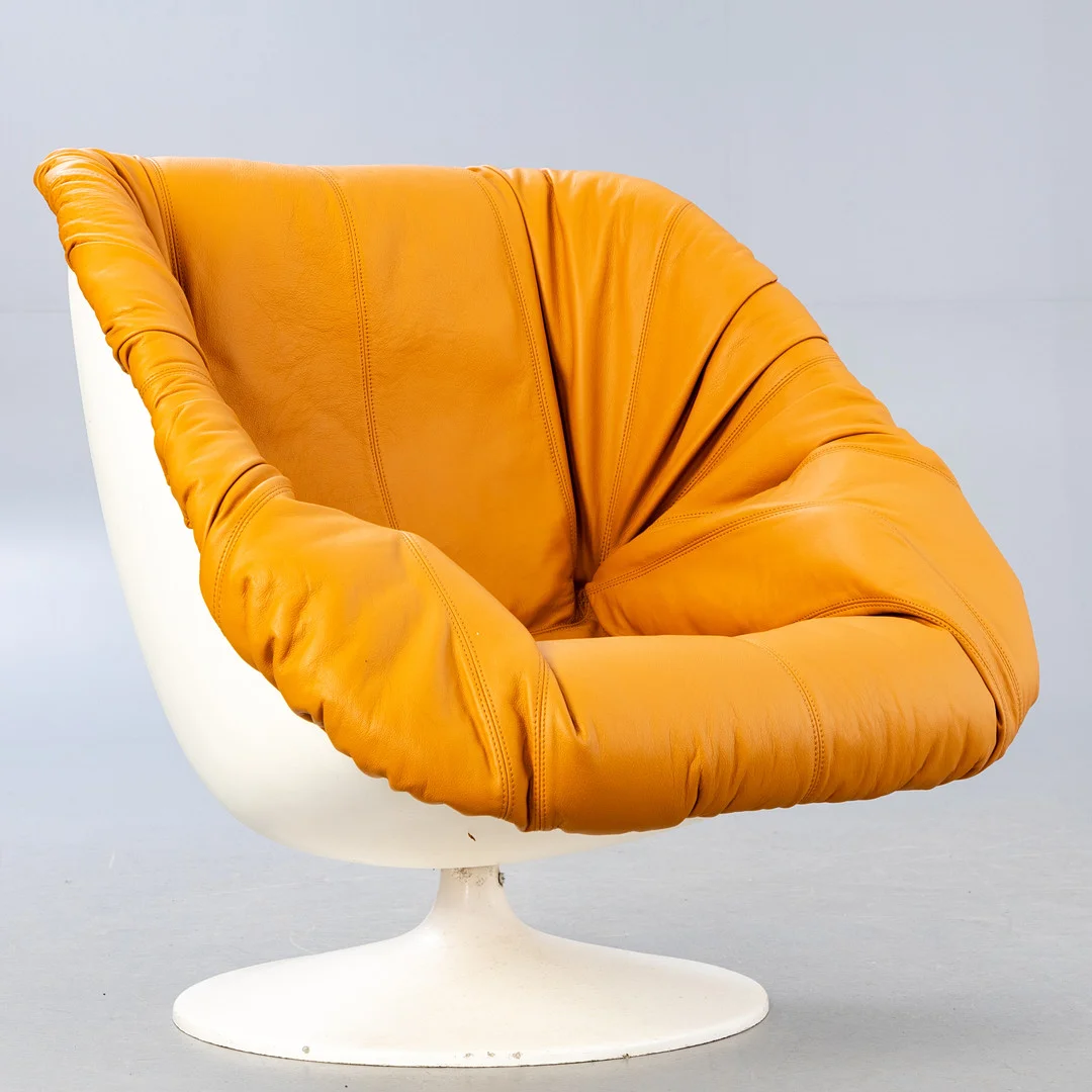 PERCIVAL LAFER. Sessel MP-71, Leder, 1970er Jahre. — Armchairs & Chairs — Stockholms Auktionsverk Hamburg