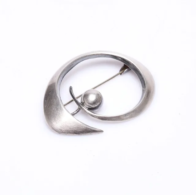 ERIK GRANIT. brosch, silver, Finland, 1975.