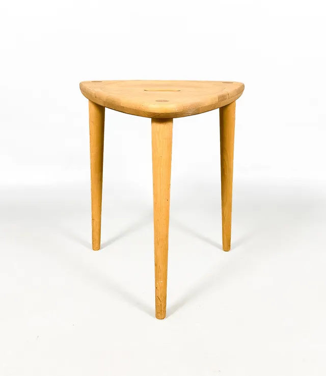 MARIT STIGSDOTTER. PALL, trä, "Sgabello", Stolab, 2006.