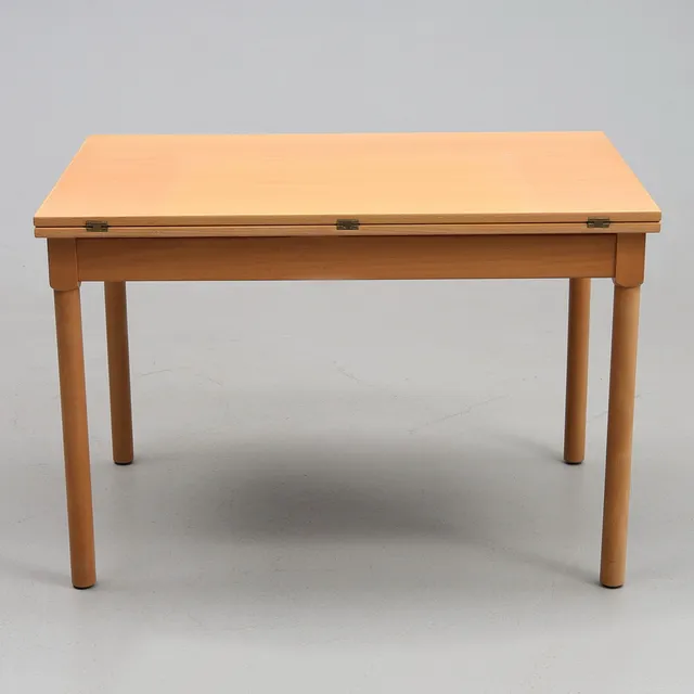 BORGE MOGESEN. Spel/soffbord, "Tremme", Frtiz Hansen, Danmark.